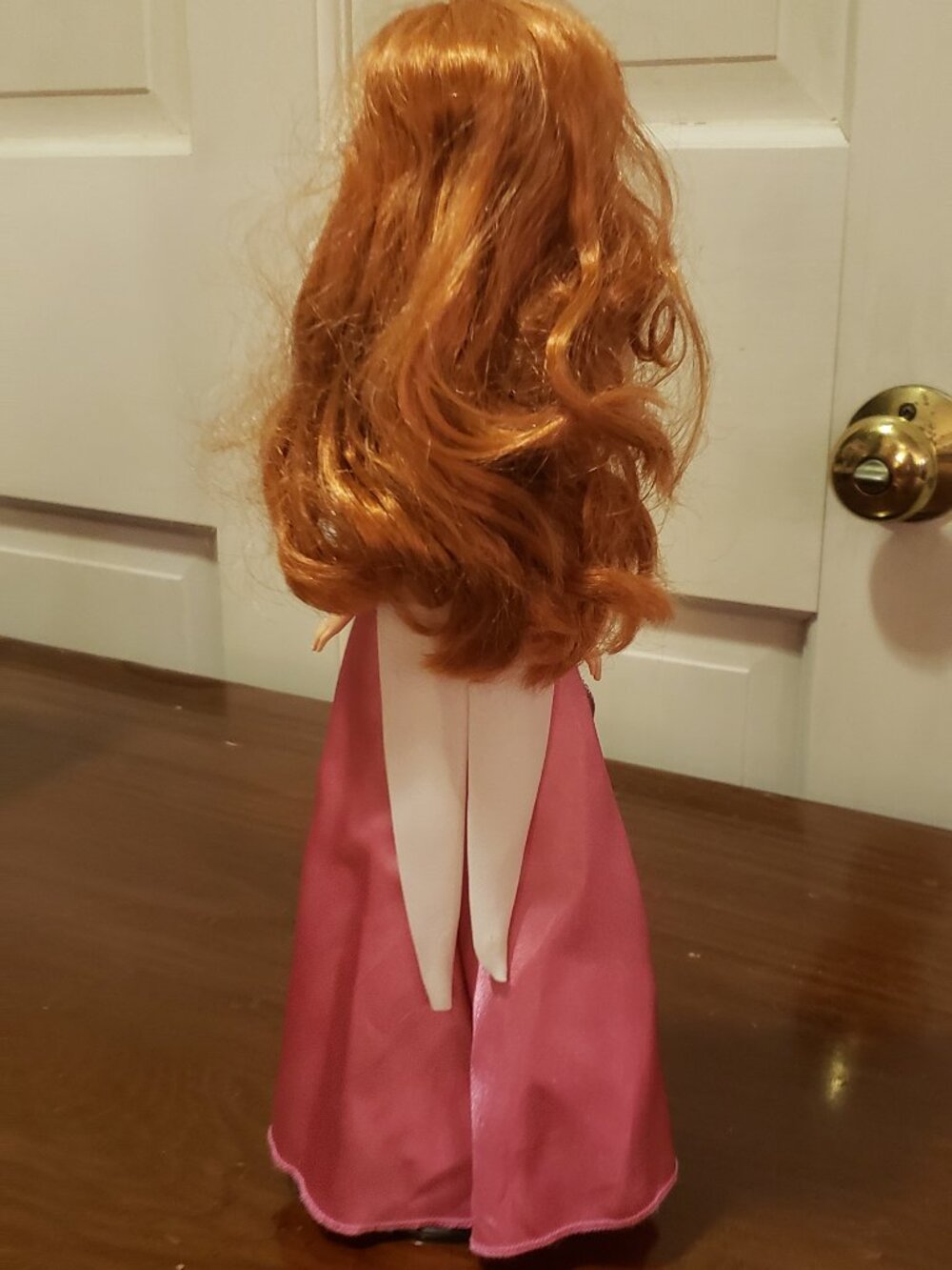 Enchanted Giselle pink dress Barbie doll Disney - Picture 2 of 7